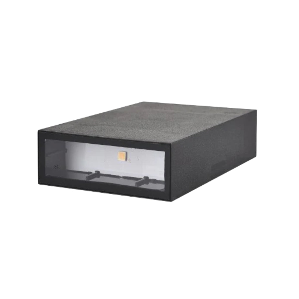 Arbotante rectangular 4W luz directa / indirecta 30° luz cálida 3000K cuerpo temoplástico acabado negro IP54 100-240V de BrillaMax